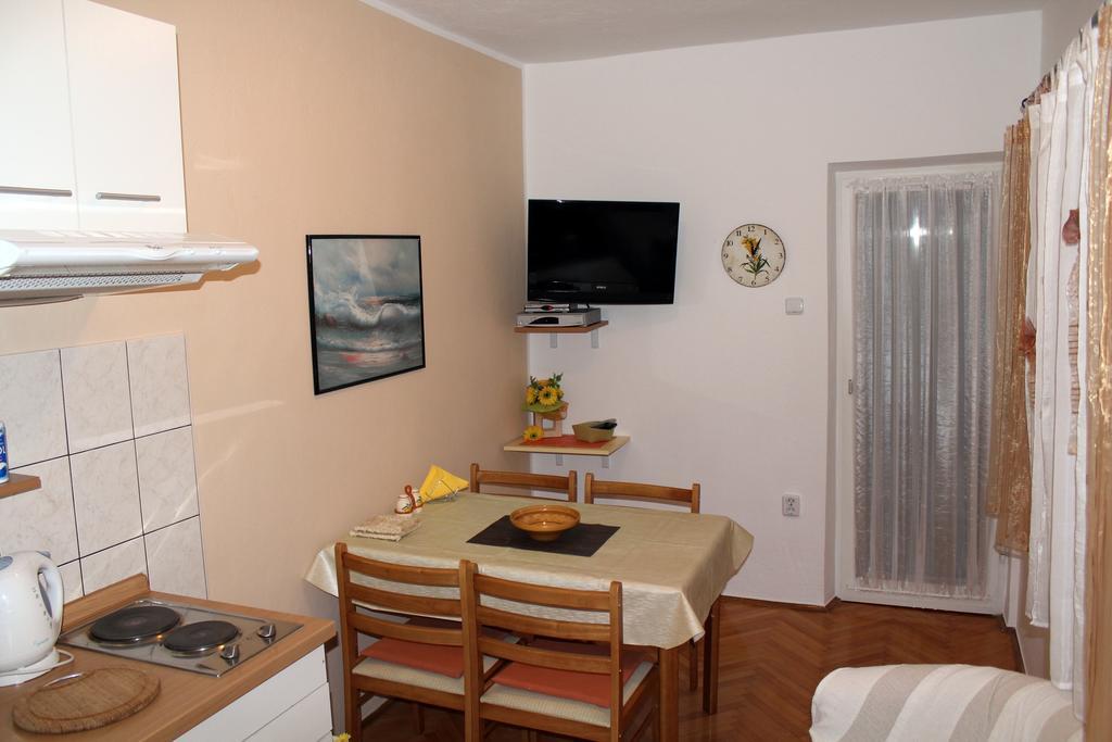 Apartment Madlena Brodarica  Buitenkant foto
