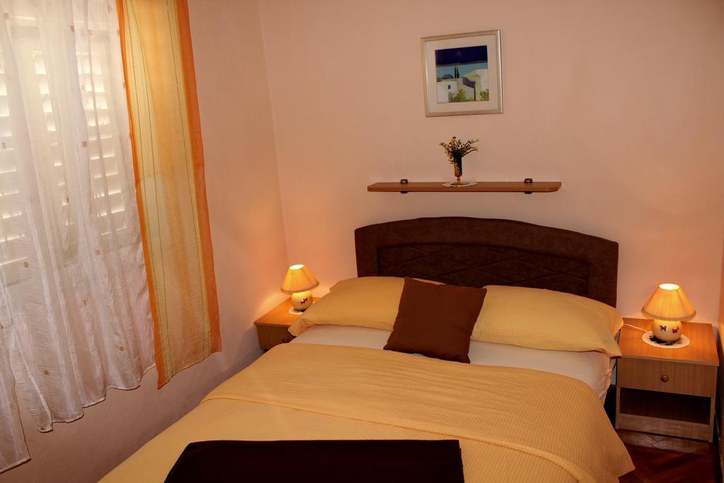 Apartment Madlena Brodarica  Buitenkant foto